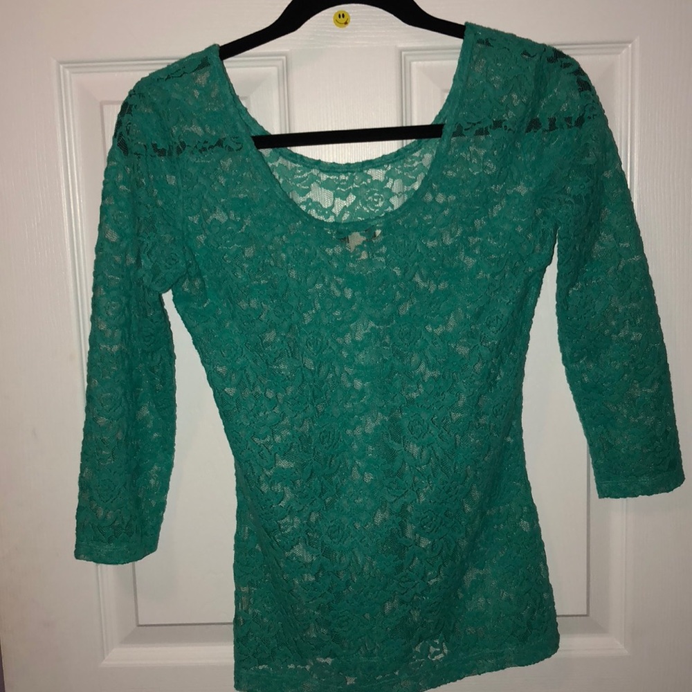 Decree Top - Picture 4 of 5